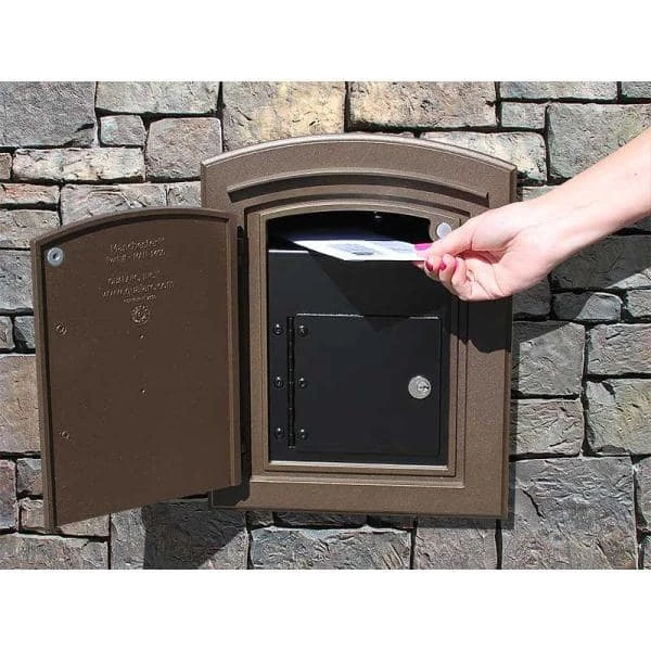 Manchester Cast Aluminum Black Column Mount Locking Mailbox - Image 5